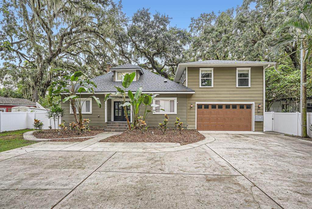 734 Mills Avenue - Photo 1