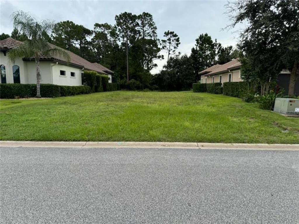 327 Hibiscus Way - Photo 1