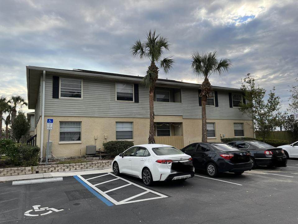 624 Golden Raintree Place - Photo 1