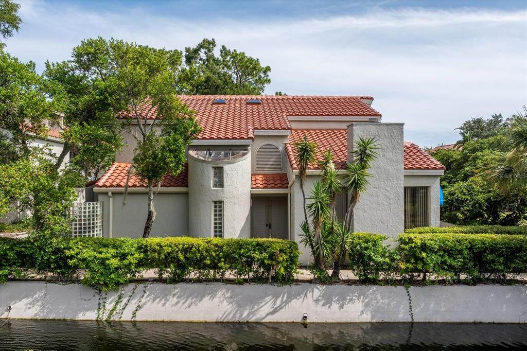 1000 Winderley Place - Photo 1