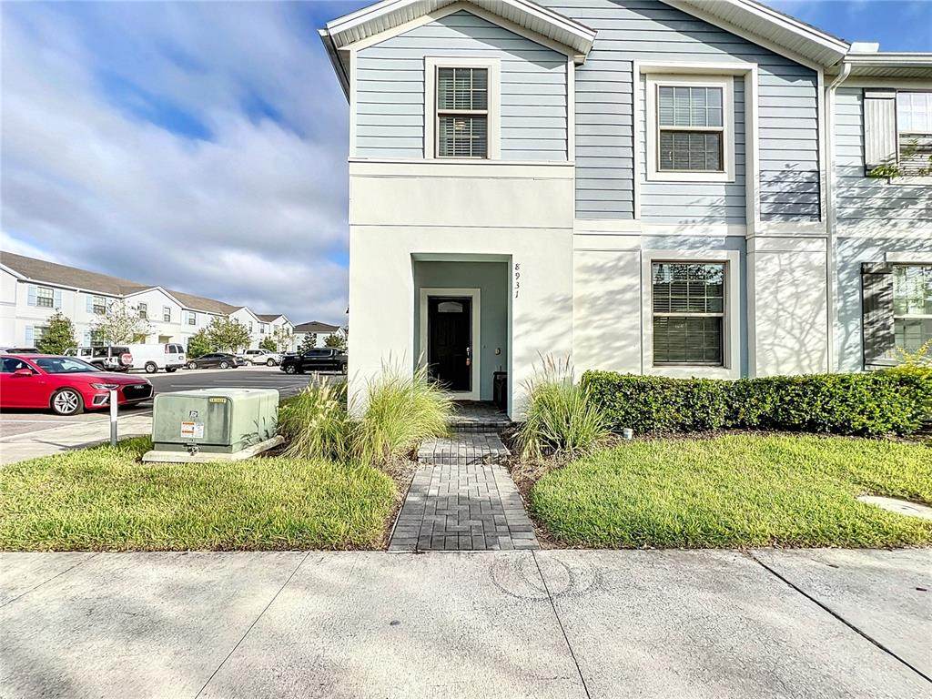 8931 Sydney Ave - Photo 1