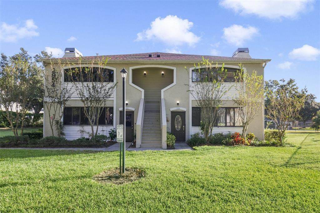 2954 Semoran Boulevard - Photo 1