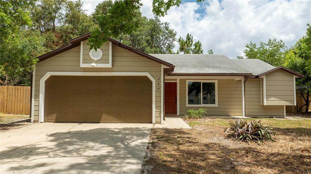 209 Glencove Drive - Photo 1