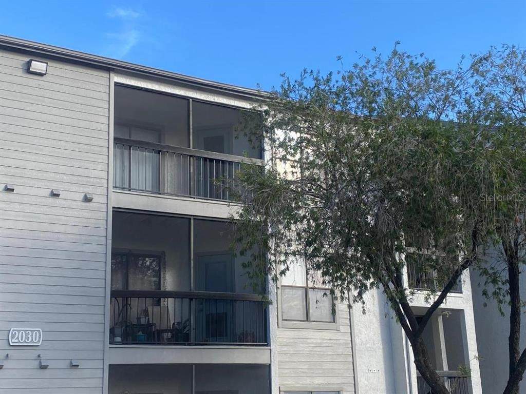 2030 Cascades Boulevard - Photo 1