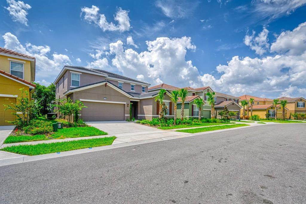 6090 Broad Oak Drive - Photo 1