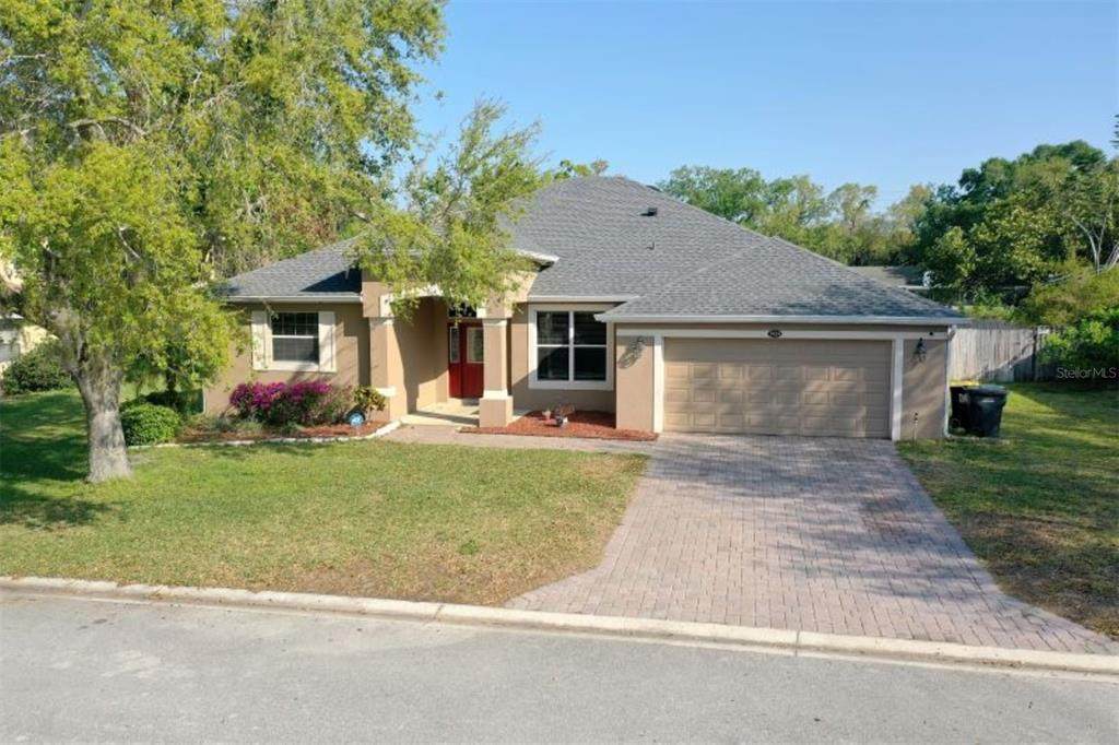 1924 Eloise Cove Drive - Photo 1