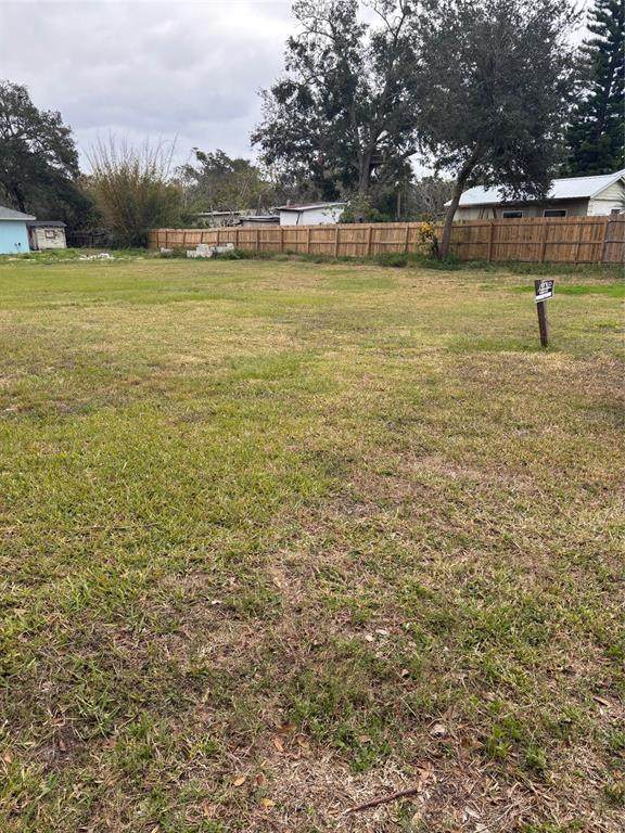 293 Newcomb Street - Photo 1
