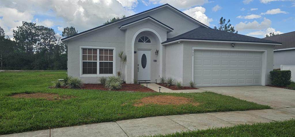 909 Clear Creek Circle - Photo 1