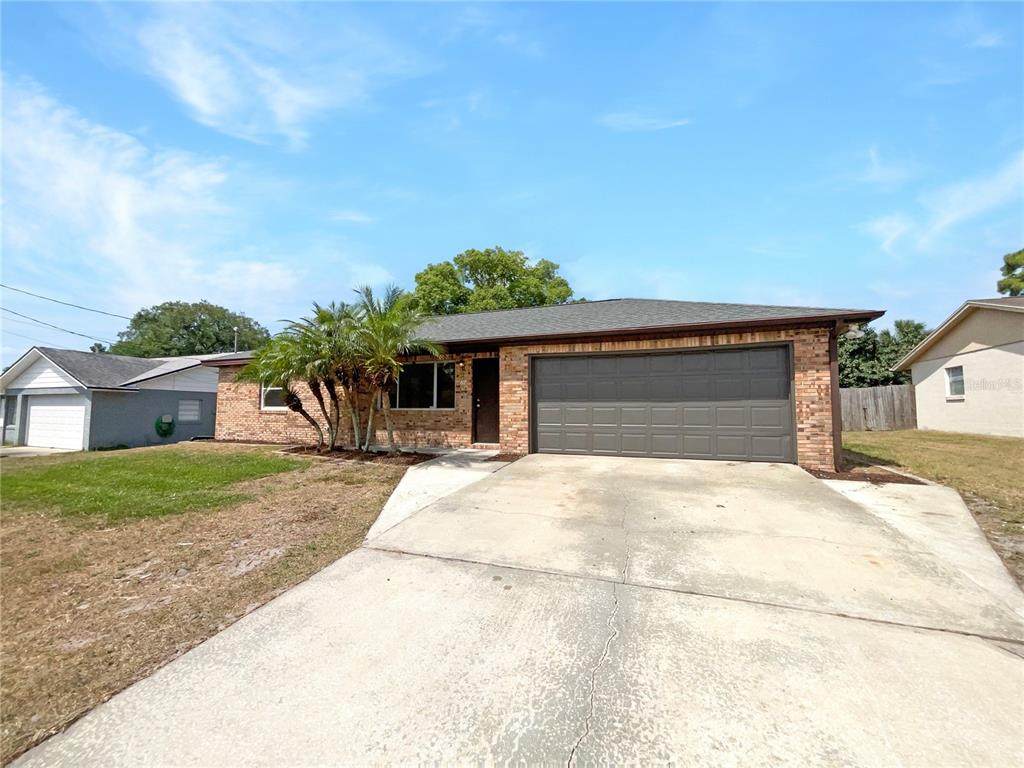 52 Hydrangea Lane - Photo 1