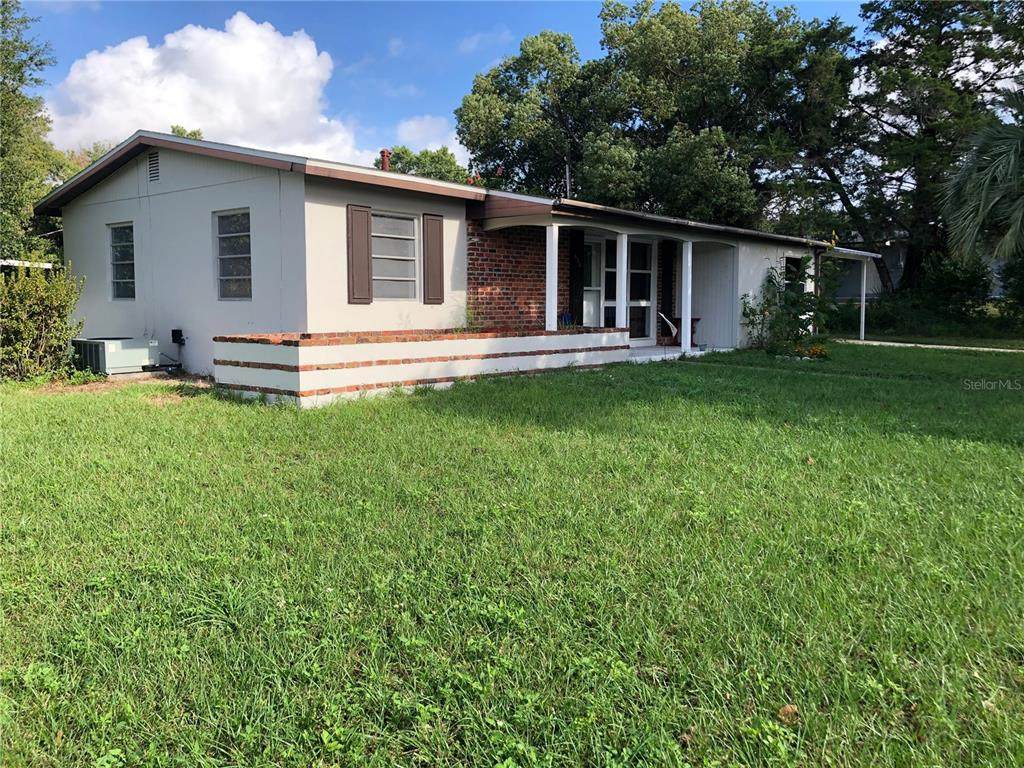 636 Wellington Drive - Photo 1