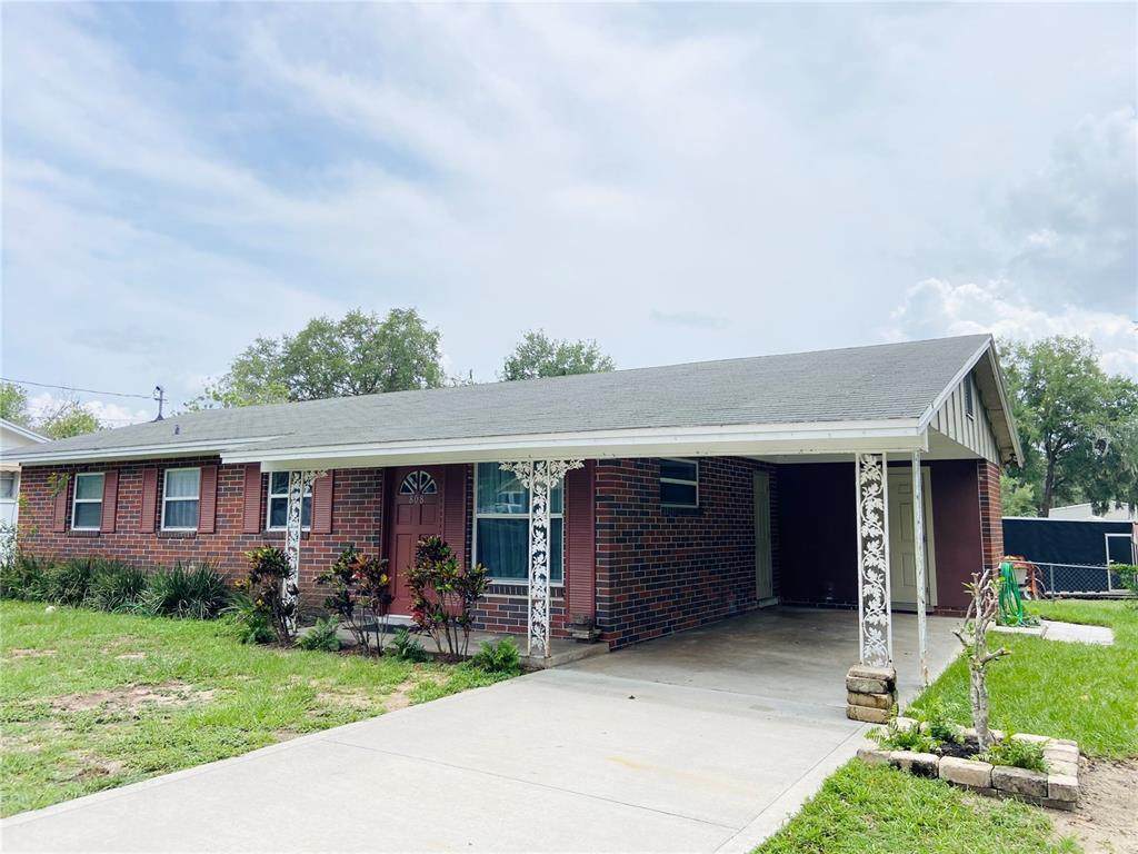 808 Carol Court - Photo 1