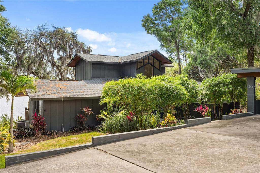 613 Lake Avenue - Photo 1