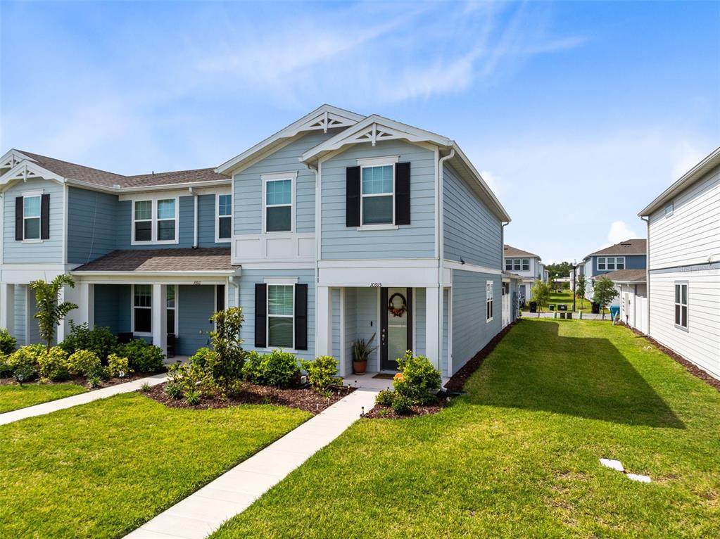 10915 Leafshore Loop - Photo 1