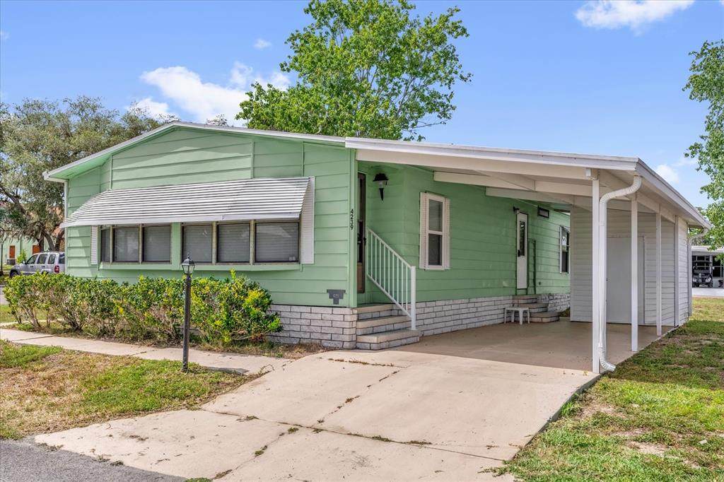 4239 Flora Street - Photo 1