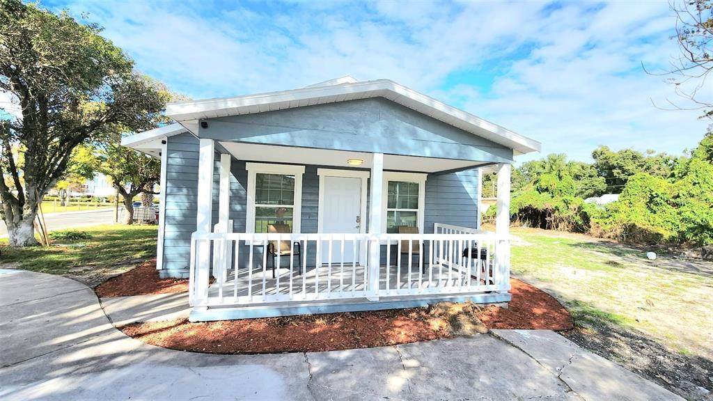 509 Grove Avenue - Photo 1