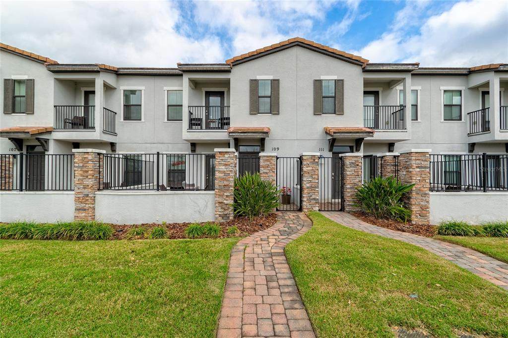 109 Kenny Boulevard - Photo 1