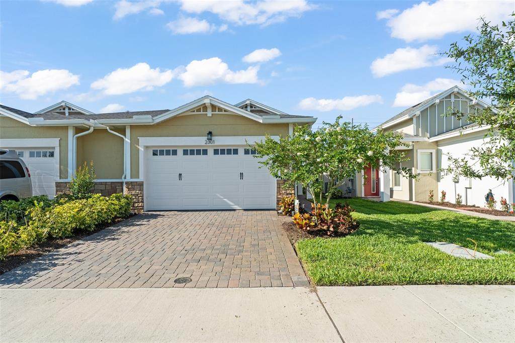 2301 Datura Loop - Photo 1