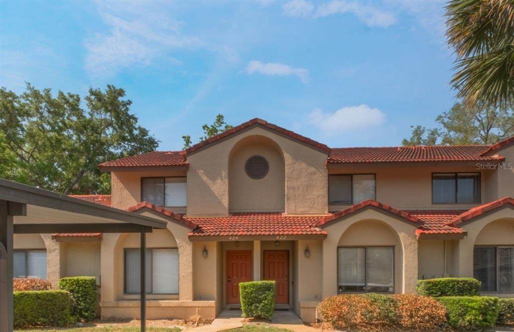 424 Club Drive - Photo 1