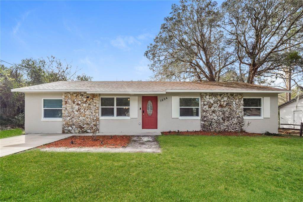 1604 Palm Avenue - Photo 1