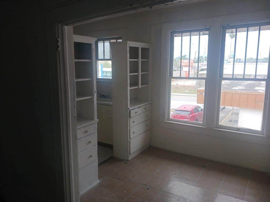 720 6TH NORTHWEST - Photo 1