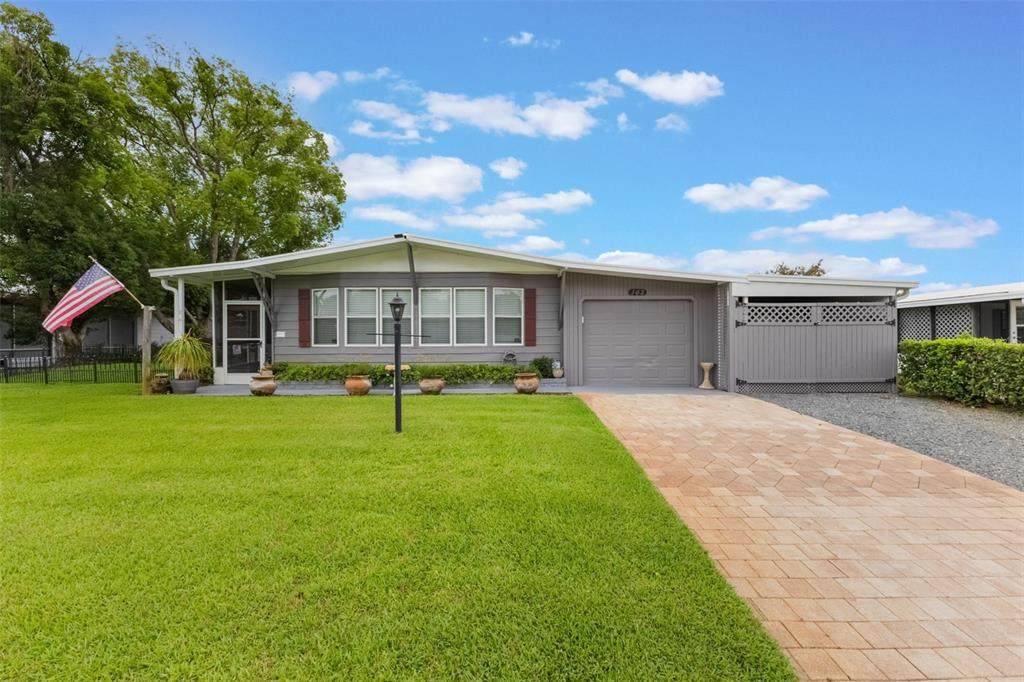 142 Florence Boulevard - Photo 1