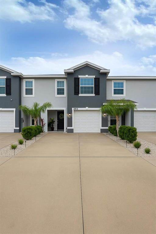 2913 Suncoast Plains Drive - Photo 1