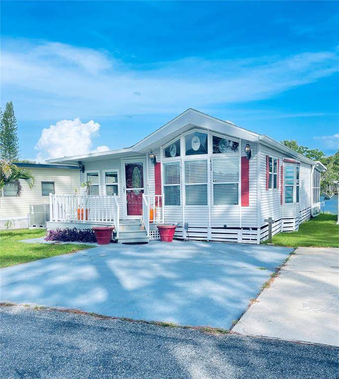 107 Kove Boulevard - Photo 1