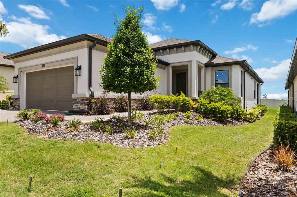 971 Braewood Drive - Photo 1