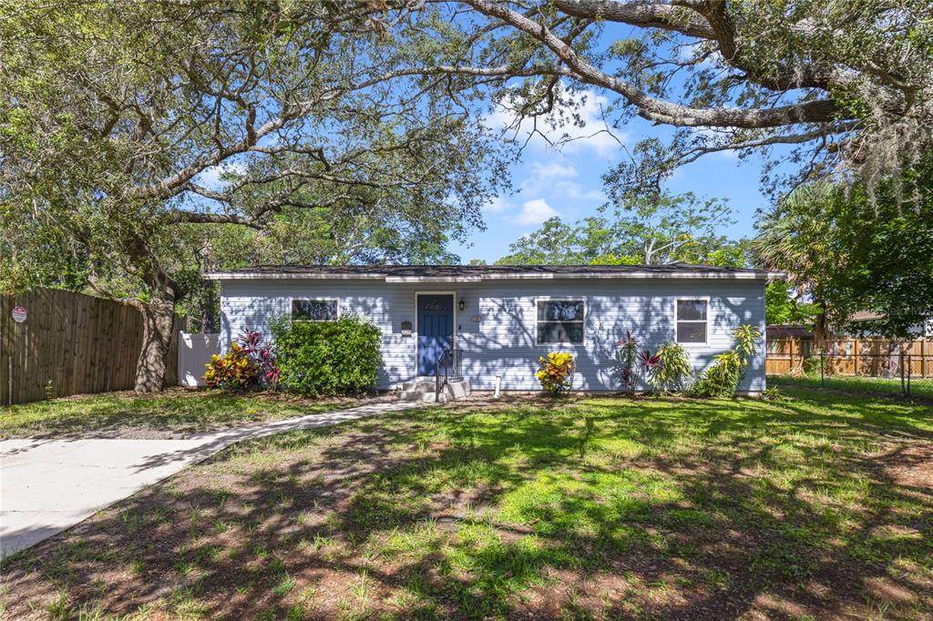 220 Colony Drive - Photo 1