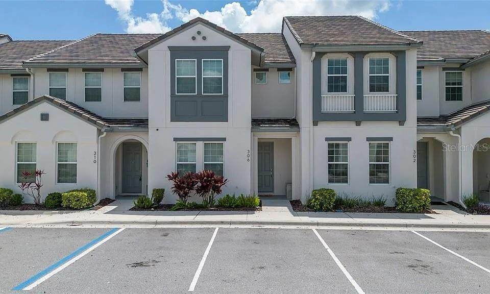 306 Captiva Drive - Photo 1