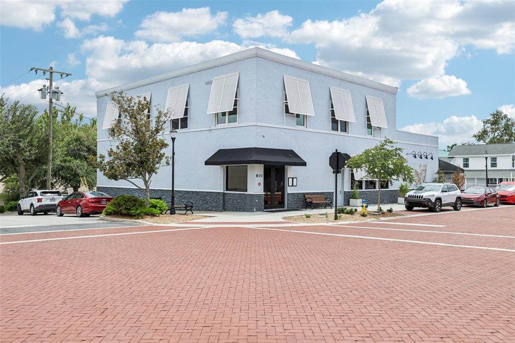 801 Montrose Street - Photo 1