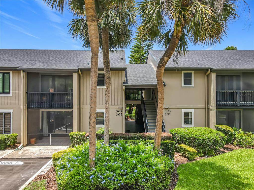 305 West Lake Faith Drive - Photo 1