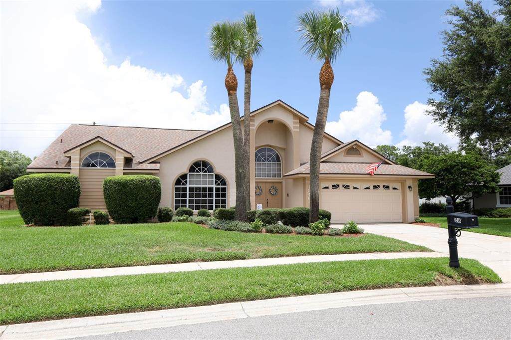 1546 Royal Circle - Photo 1
