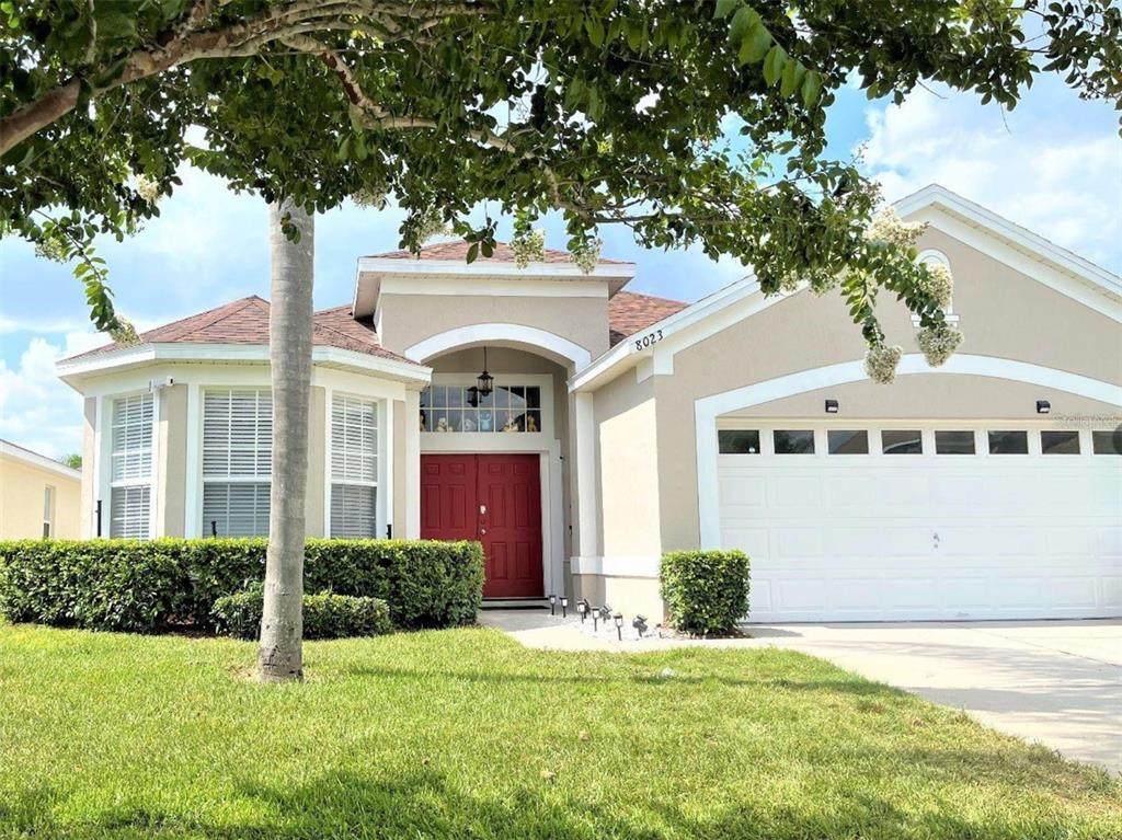 8023 King Palm Circle - Photo 1