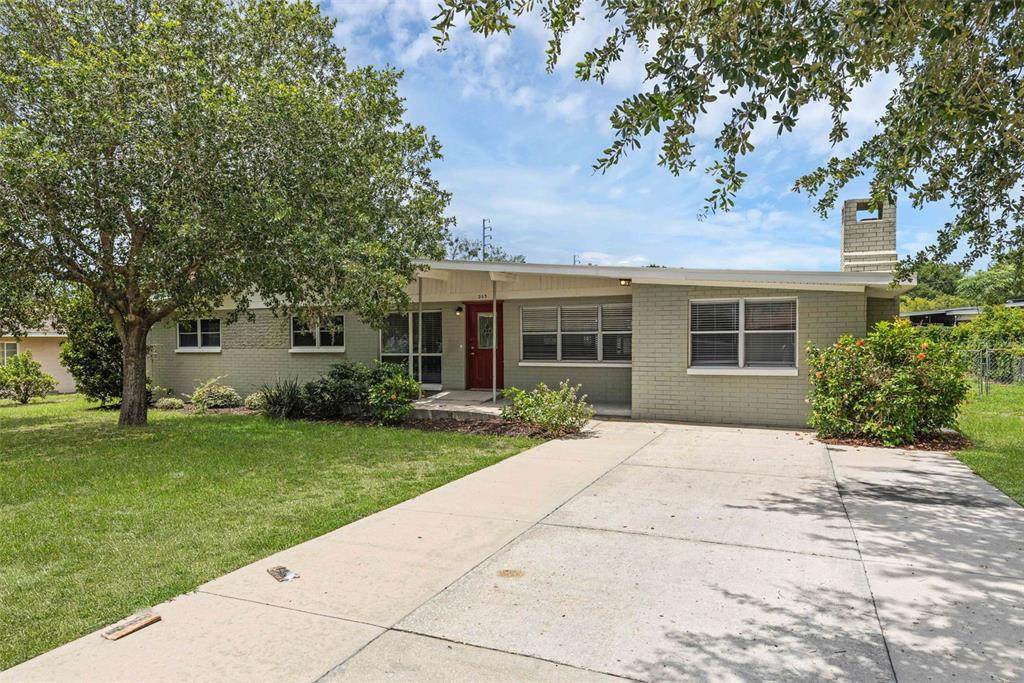 203 Lakeview Avenue - Photo 1