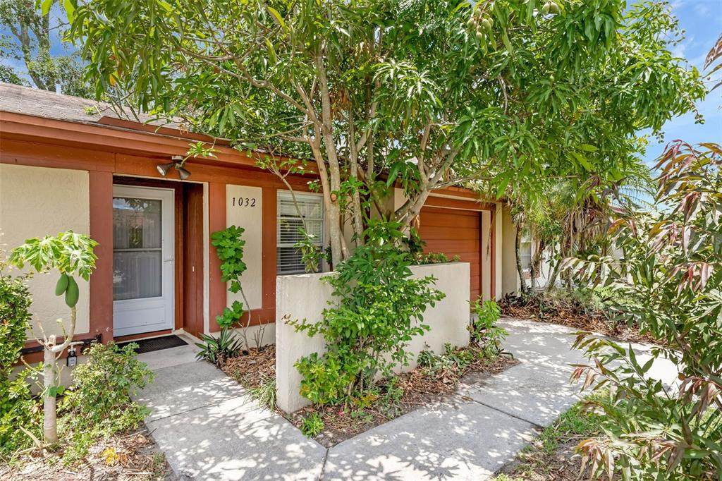 1032 Calanda Avenue - Photo 1