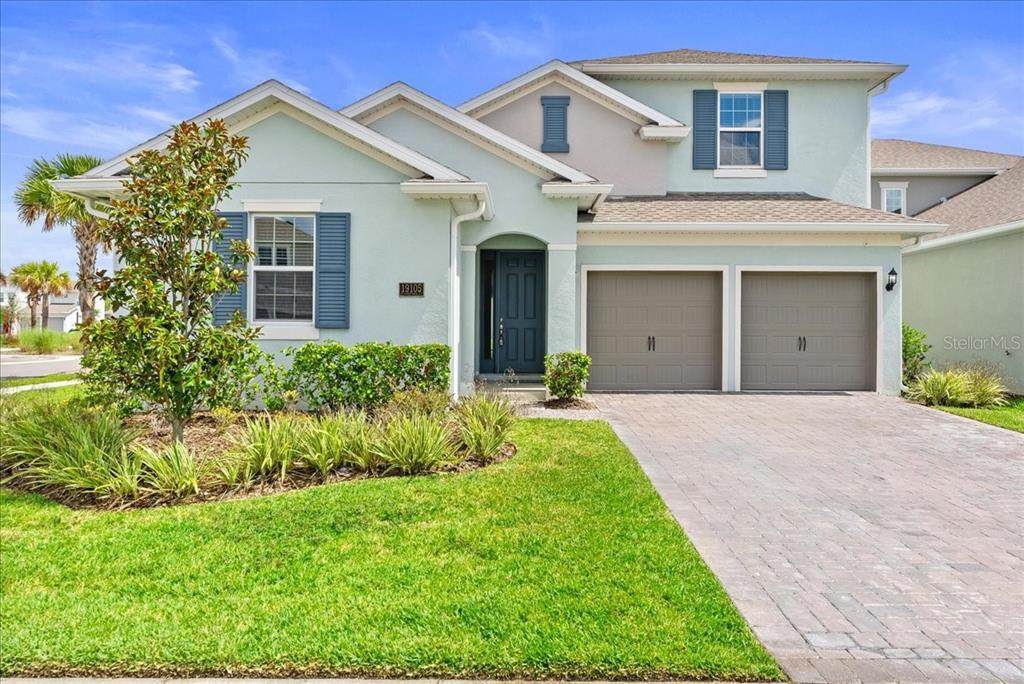 19105 Planetree Street - Photo 1