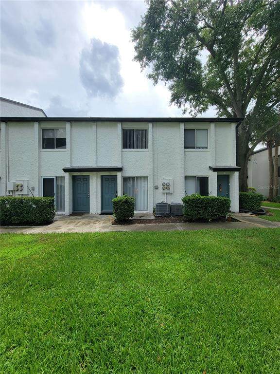 4215 Semoran Boulevard - Photo 1