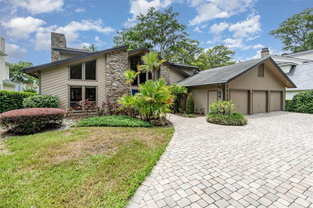 2020 Venetian Way - Photo 1