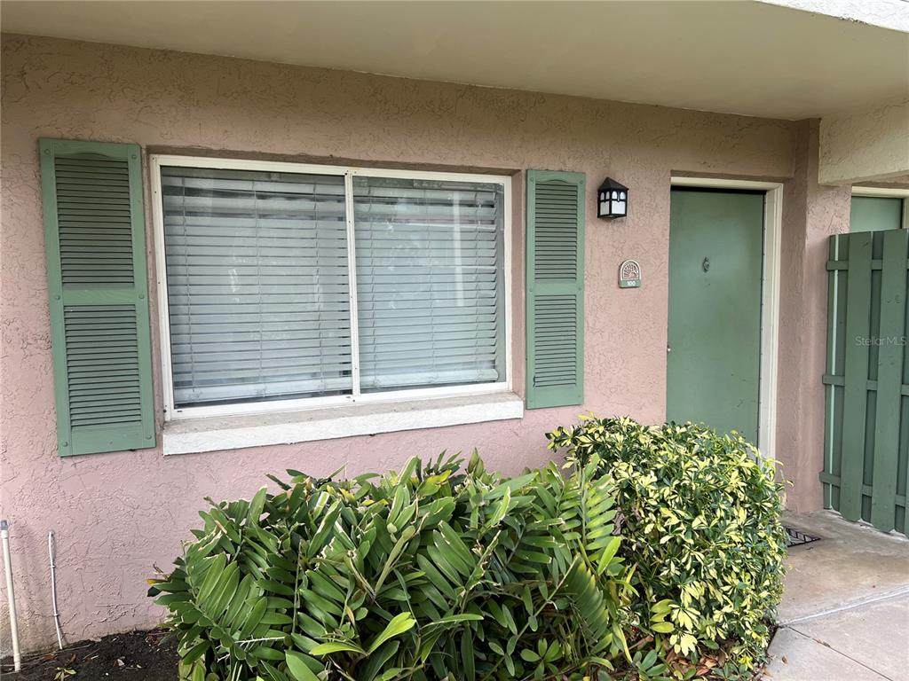 133 Oyster Bay Circle - Photo 1