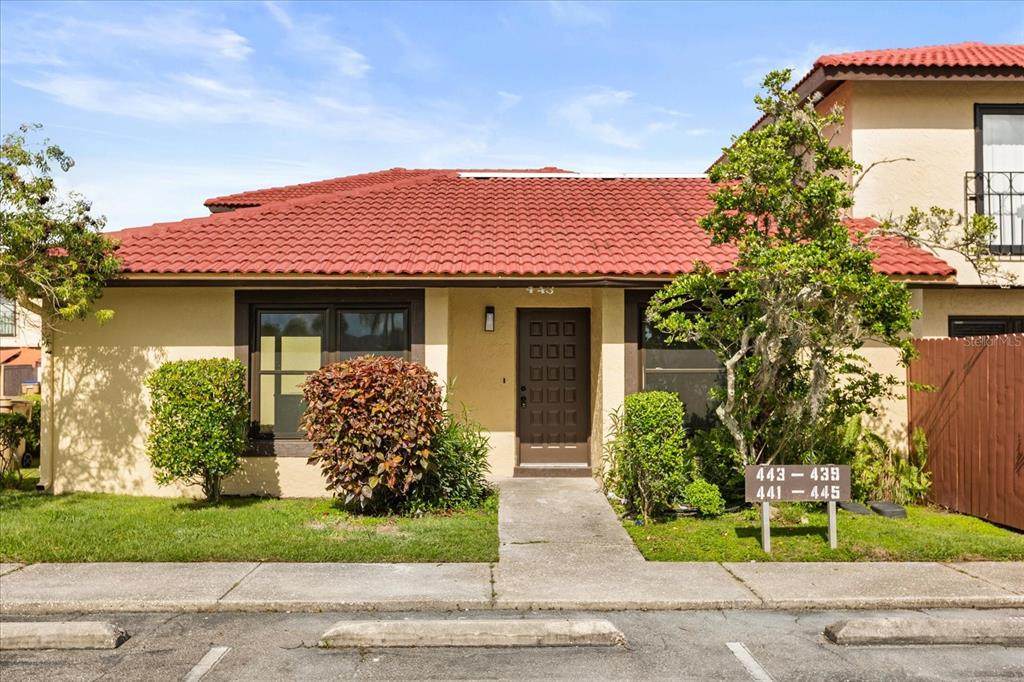 443 Hunter Circle - Photo 1