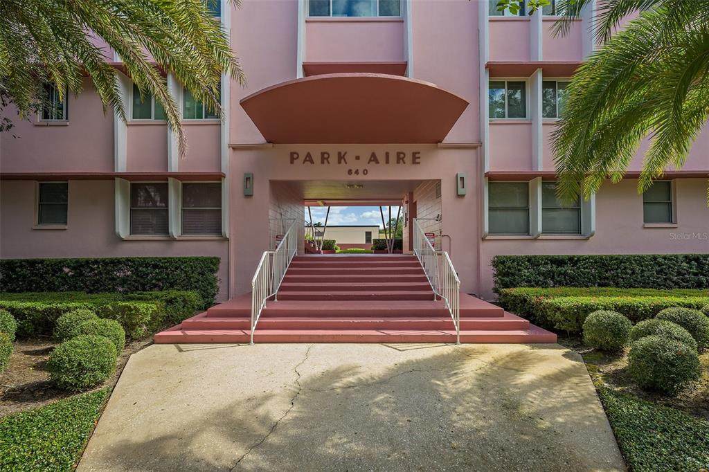 640 Park Avenue - Photo 1