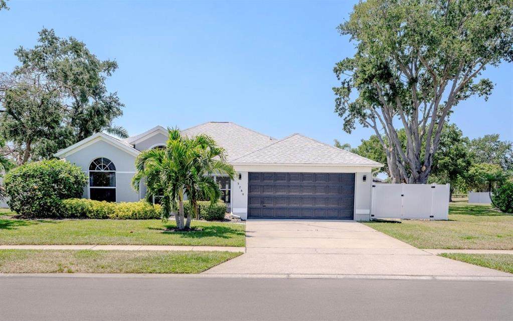 3780 Starlight Avenue - Photo 1