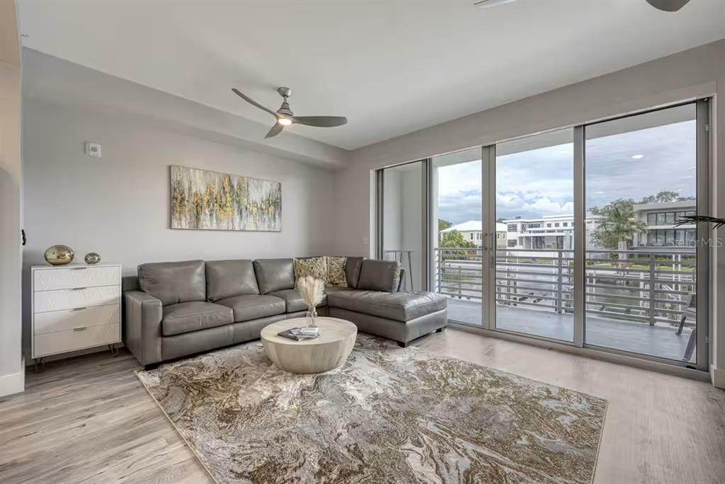 1709 Tamiami Trail - Photo 1