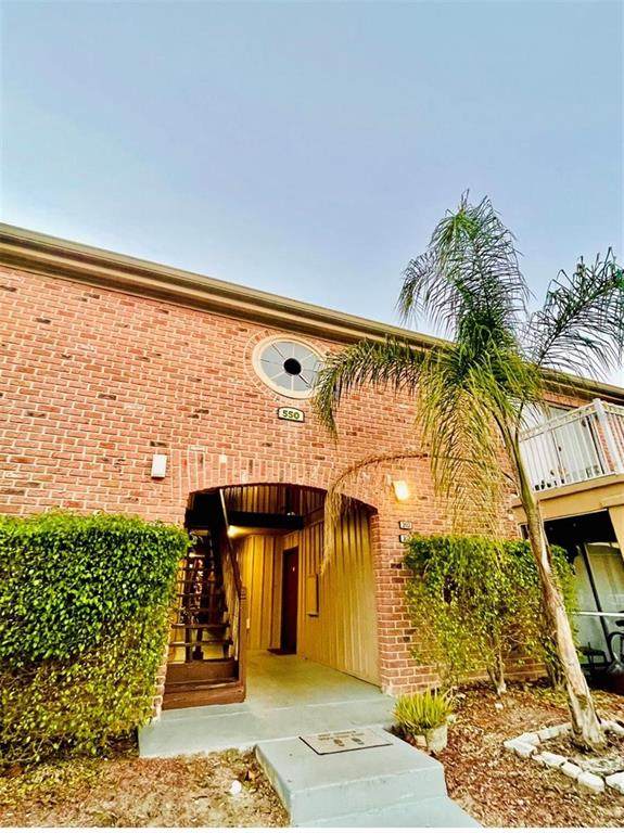 550 Flemming Way - Photo 1