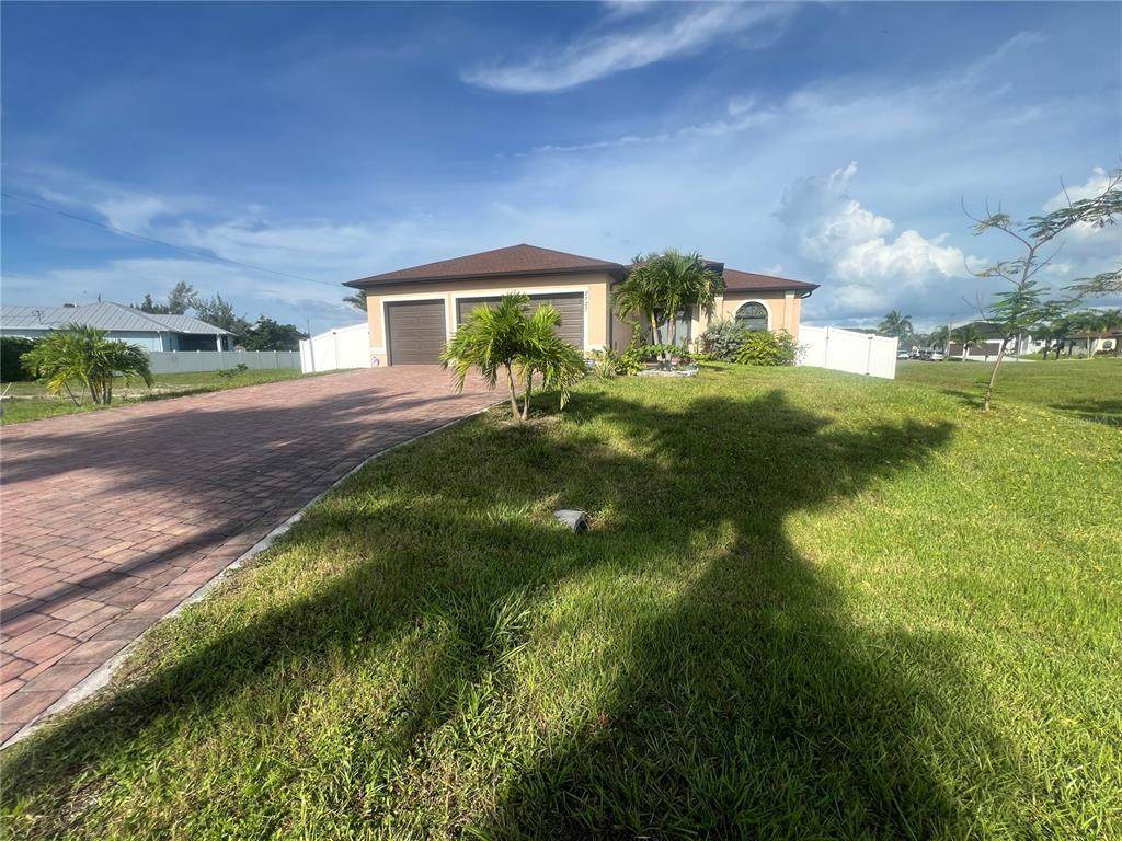 2727 42ND Place - Photo 1