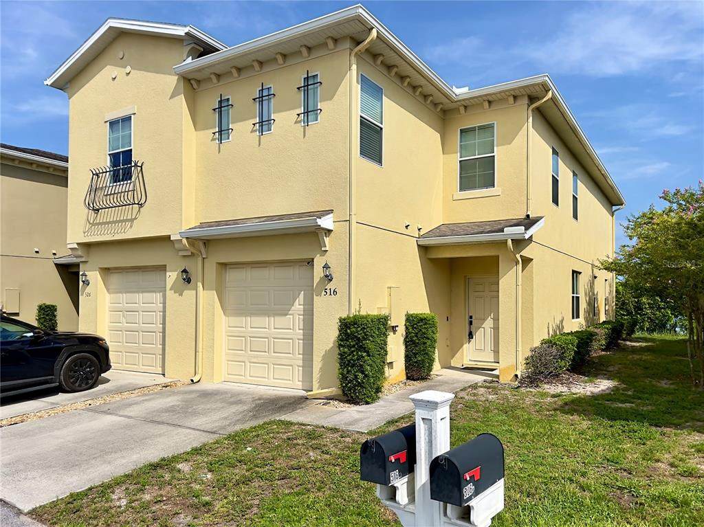 516 Lake Shore Parkway - Photo 1