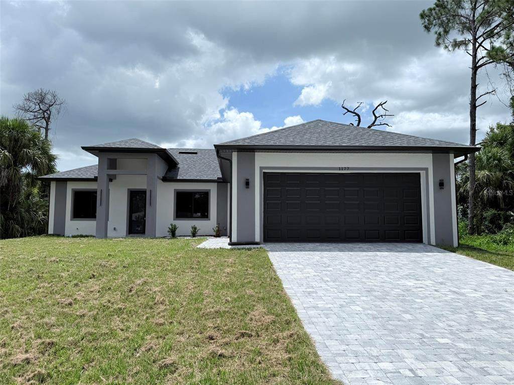 1177 Petronia Street - Photo 1