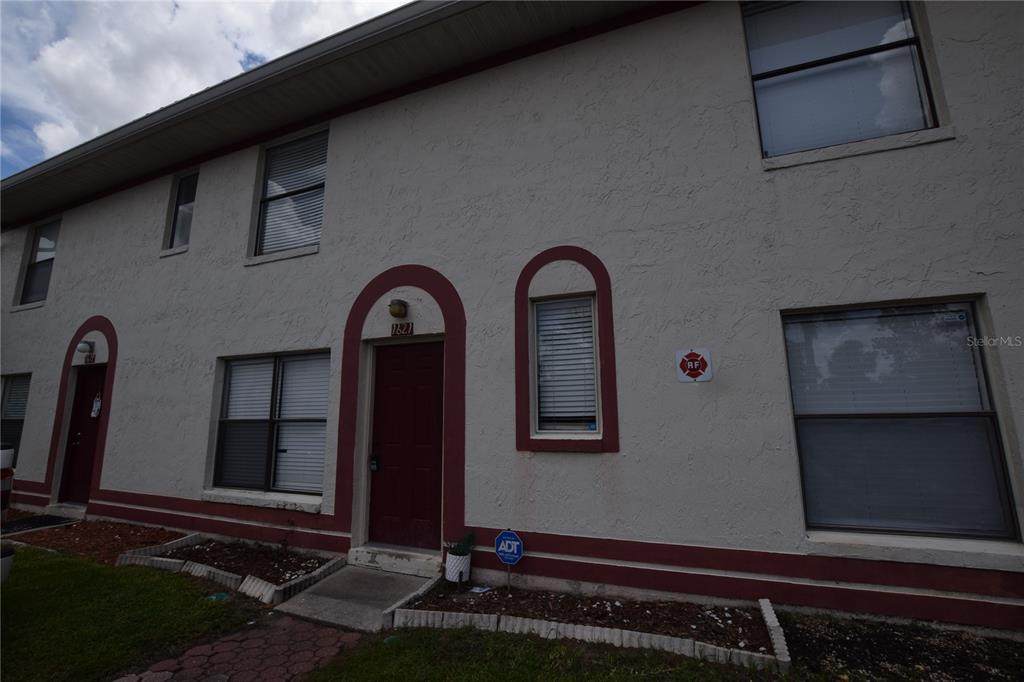 1621 Sandy Point Square - Photo 1