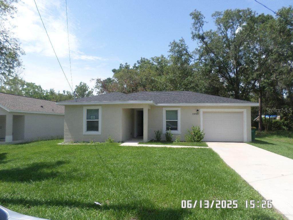 1999 Hollywood Avenue - Photo 1